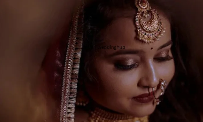 Loreal S S Badami Unisex Salon